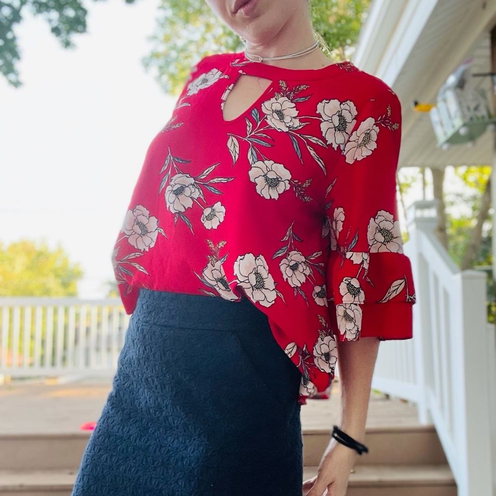 ❤️ Urban Romantics Large Floral Blouse